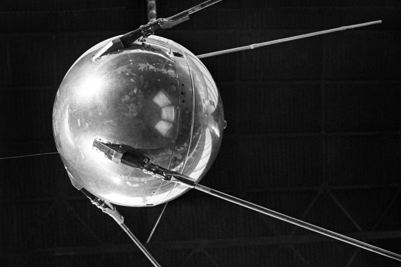 Тату Sputnik на ягодицах. История самых необычных фанатов советского «Спутника-1»