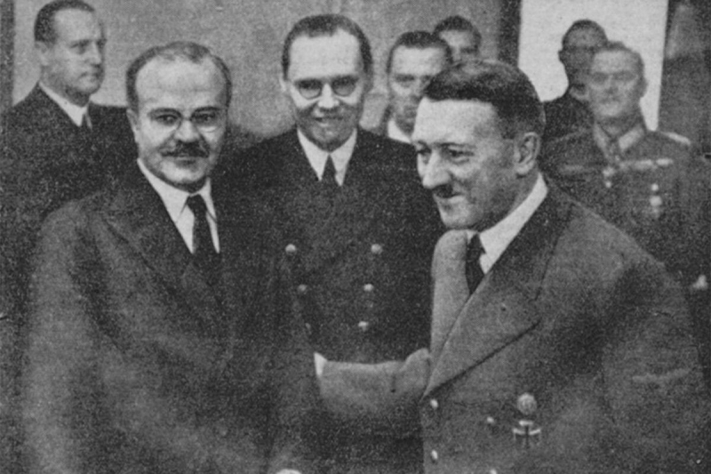 Гитлер пригласил Молотова в комнату отдыха: почему союз Германии и СССР был невозможен