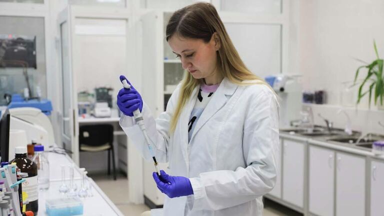 Ученые придумали, как заживлять раны с помощью кожи кролика